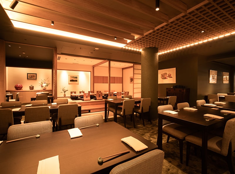 Main-Dining-Area-min